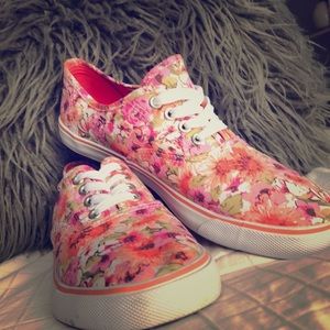 Brand new floral sneakers